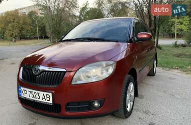 Хэтчбек Skoda Fabia 2007 в 