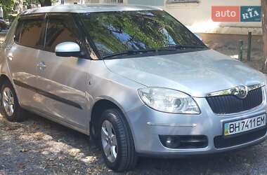 Хэтчбек Skoda Fabia 2007 в 