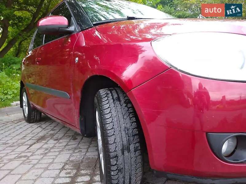 Хэтчбек Skoda Fabia 2008 в Львове