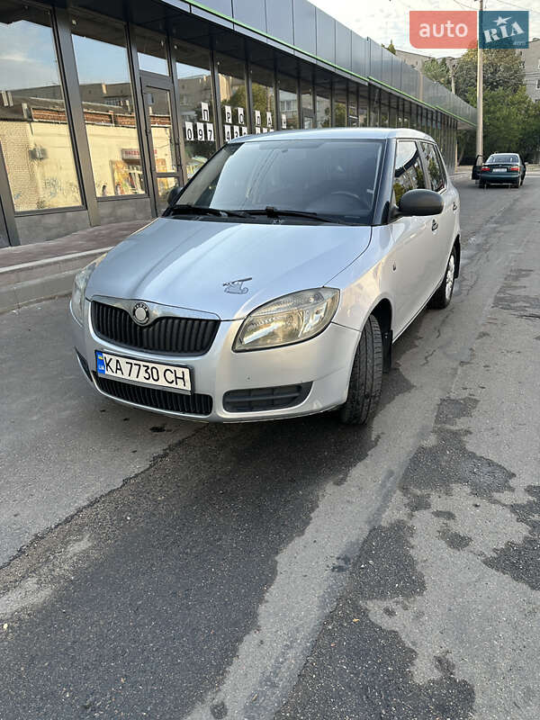 Хэтчбек Skoda Fabia 2008 в Первомайске