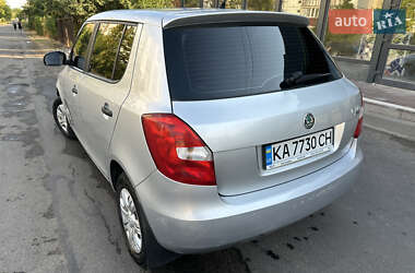 Хэтчбек Skoda Fabia 2008 в 