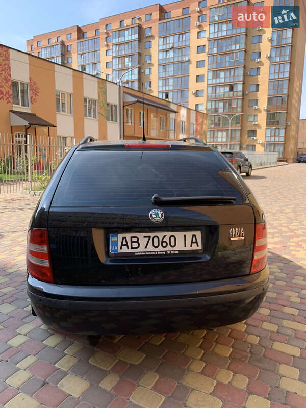 Универсал Skoda Fabia 2006 в Виннице