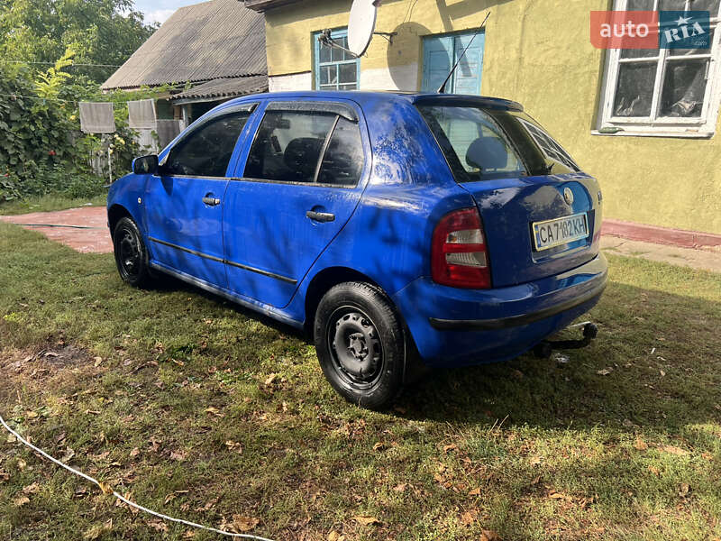 Хетчбек Skoda Fabia 2002 в Гайсину