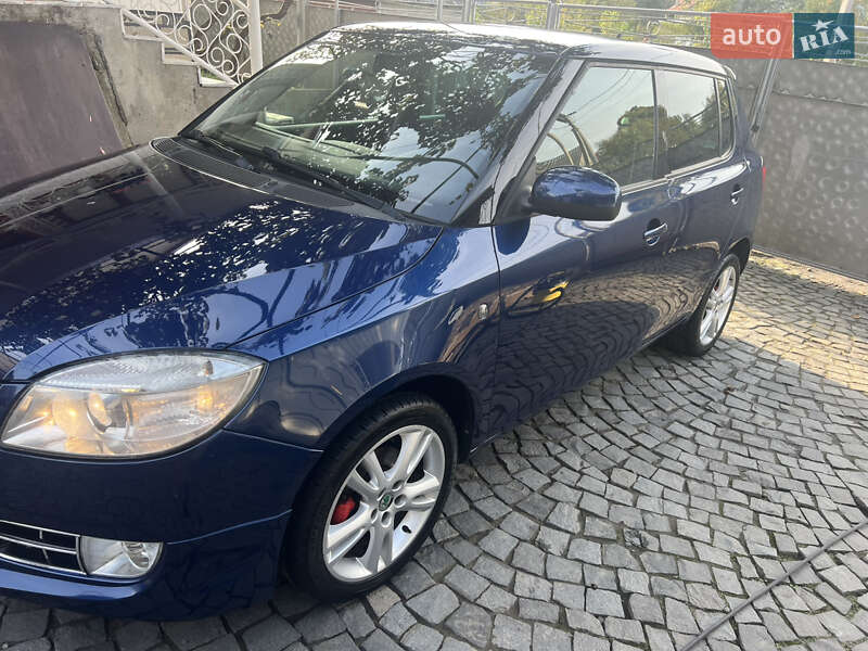 Хэтчбек Skoda Fabia 2008 в Хусте