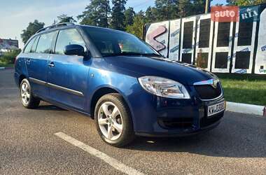 Универсал Skoda Fabia 2009 в 
