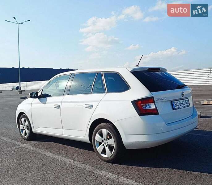 Универсал Skoda Fabia 2015 в Львове