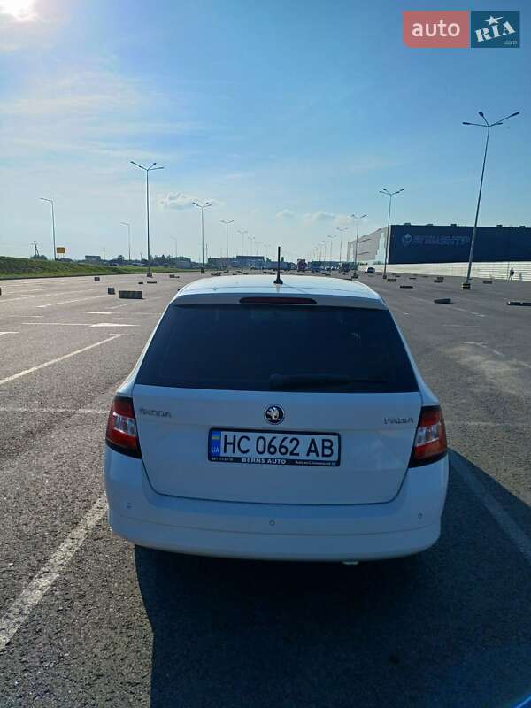 Универсал Skoda Fabia 2015 в Львове