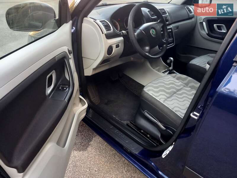 Універсал Skoda Fabia 2009 в Львові