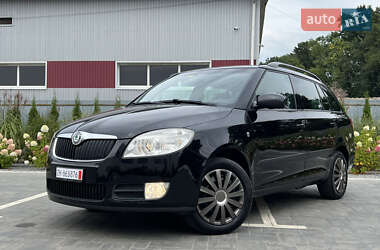 Універсал Skoda Fabia 2008 в Луцьку