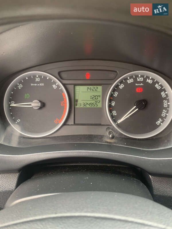 Универсал Skoda Fabia 2008 в Киеве фото 8 Универсал Skoda Fabia 2008 в Киеве