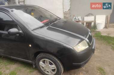Хэтчбек Skoda Fabia 2003 в 