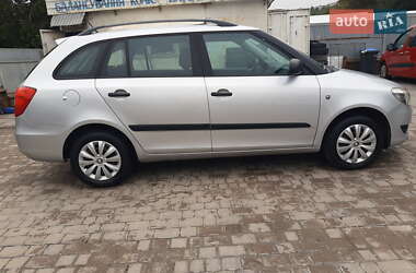 Универсал Skoda Fabia 2011 в 