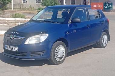 Хетчбек Skoda Fabia 2012 в Первомайську