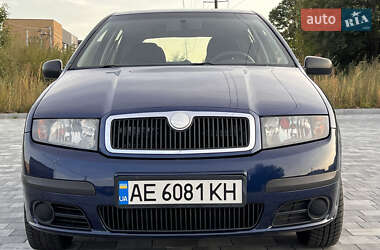 Хэтчбек Skoda Fabia 2006 в 
