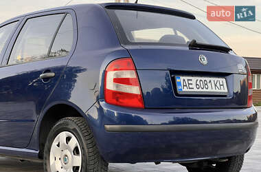 Хэтчбек Skoda Fabia 2006 в 