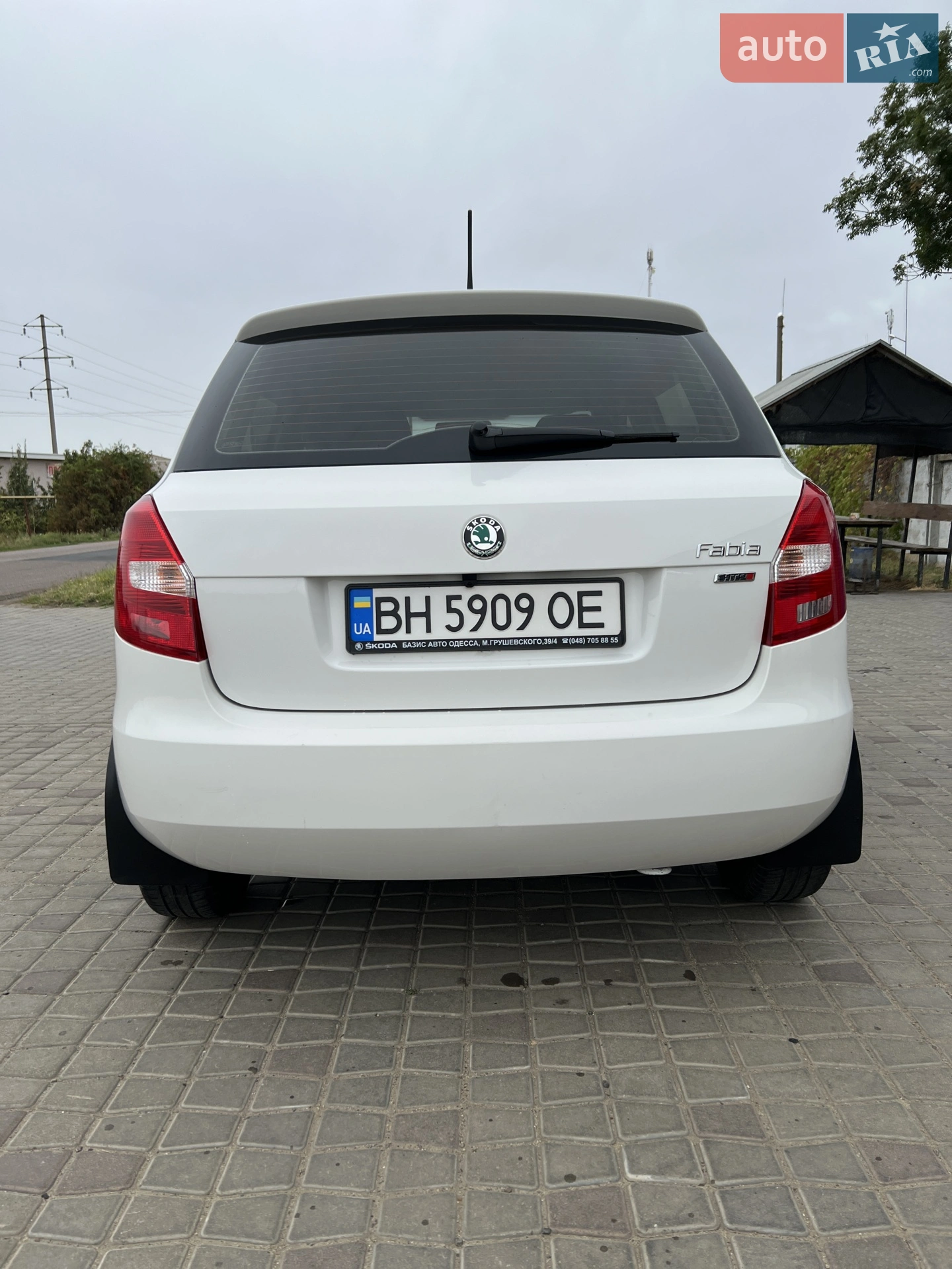 2012 Skoda Fabia - мініатюра 9