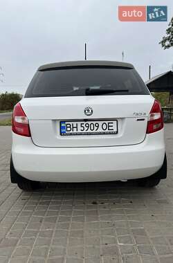 Хэтчбек Skoda Fabia 2012 в 