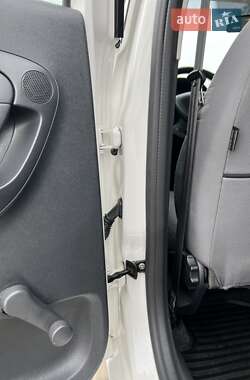 Хэтчбек Skoda Fabia 2012 в 