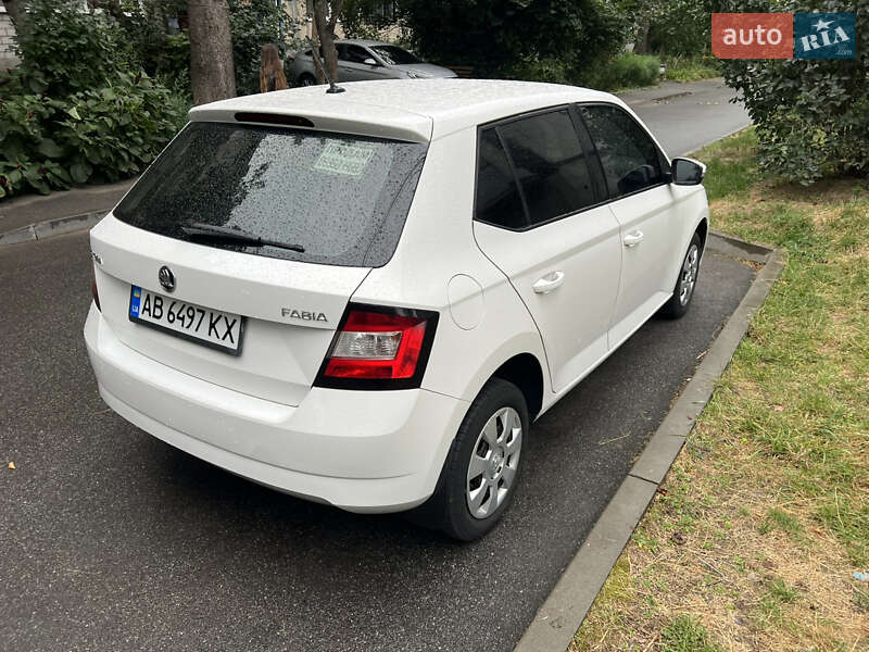 Хэтчбек Skoda Fabia 2018 в Львове