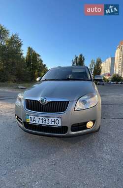Универсал Skoda Fabia 2008 в Киеве