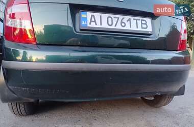 Хэтчбек Skoda Fabia 2002 в 