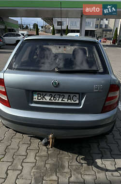 Хэтчбек Skoda Fabia 2005 в 