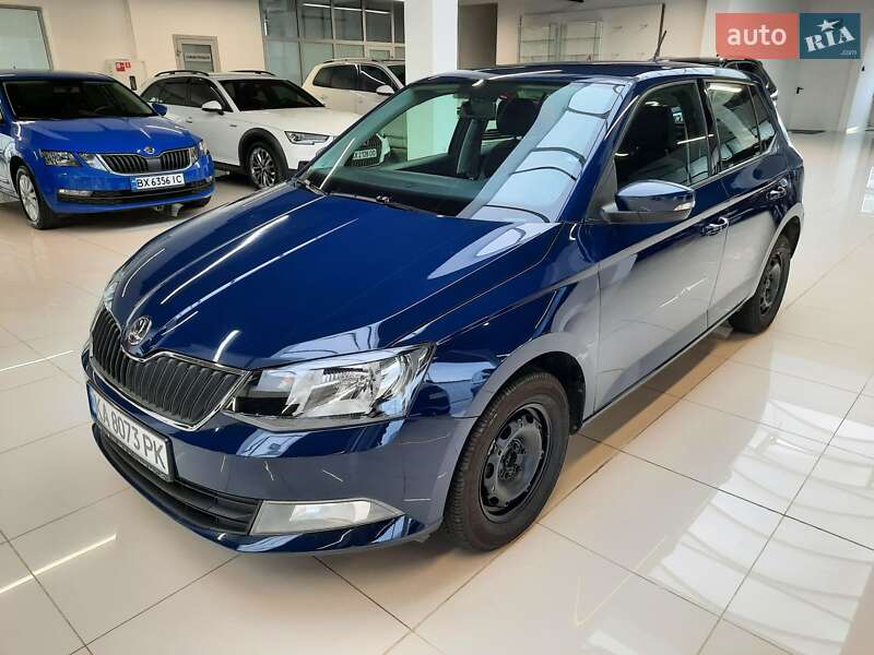 Хэтчбек Skoda Fabia 2017 в Хмельницком