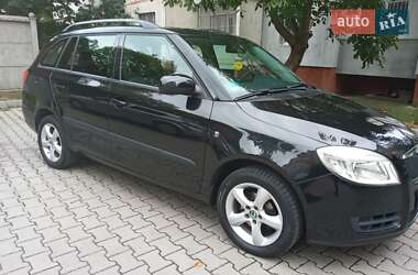 Універсал Skoda Fabia 2009 в Івано-Франківську