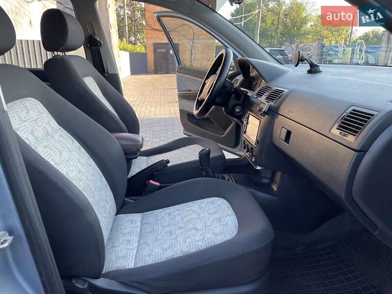 Універсал Skoda Fabia 2002 в Покрові