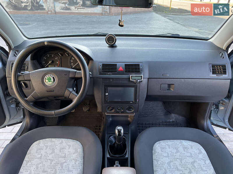 Універсал Skoda Fabia 2002 в Покрові