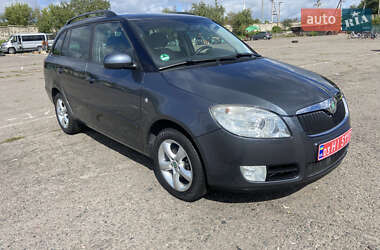 Универсал Skoda Fabia 2009 в Ровно