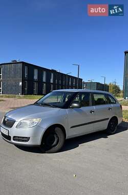 Универсал Skoda Fabia 2008 в Чернигове