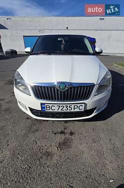 Хэтчбек Skoda Fabia 2011 в Львове