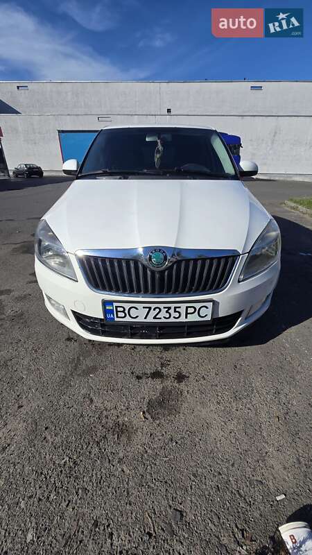 Skoda Fabia 2011 Skoda Fabia 2011