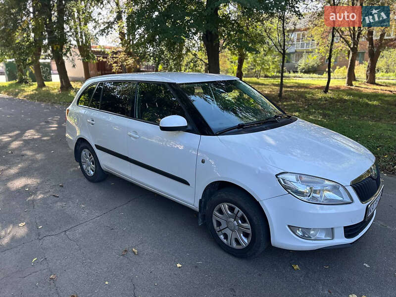 Универсал Skoda Fabia 2012 в Глевахе