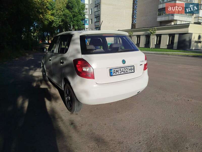 Хетчбек Skoda Fabia 2012 в Коростені фото 4 Хетчбек Skoda Fabia 2012 в Коростені