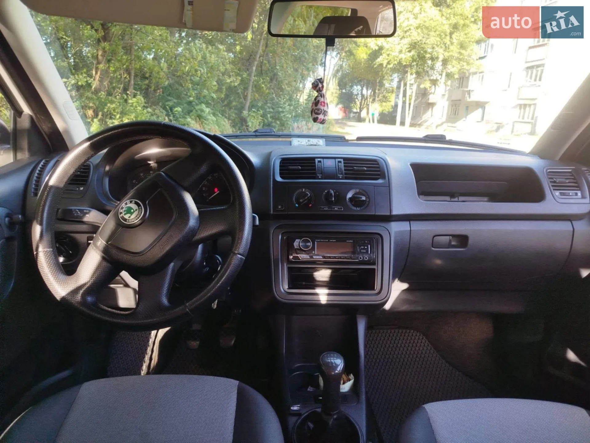 2012 Skoda Fabia - мініатюра 10