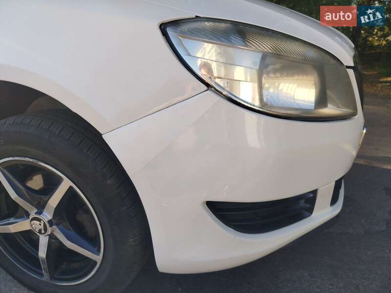 Хетчбек Skoda Fabia 2012 в Коростені фото 15 Хетчбек Skoda Fabia 2012 в Коростені