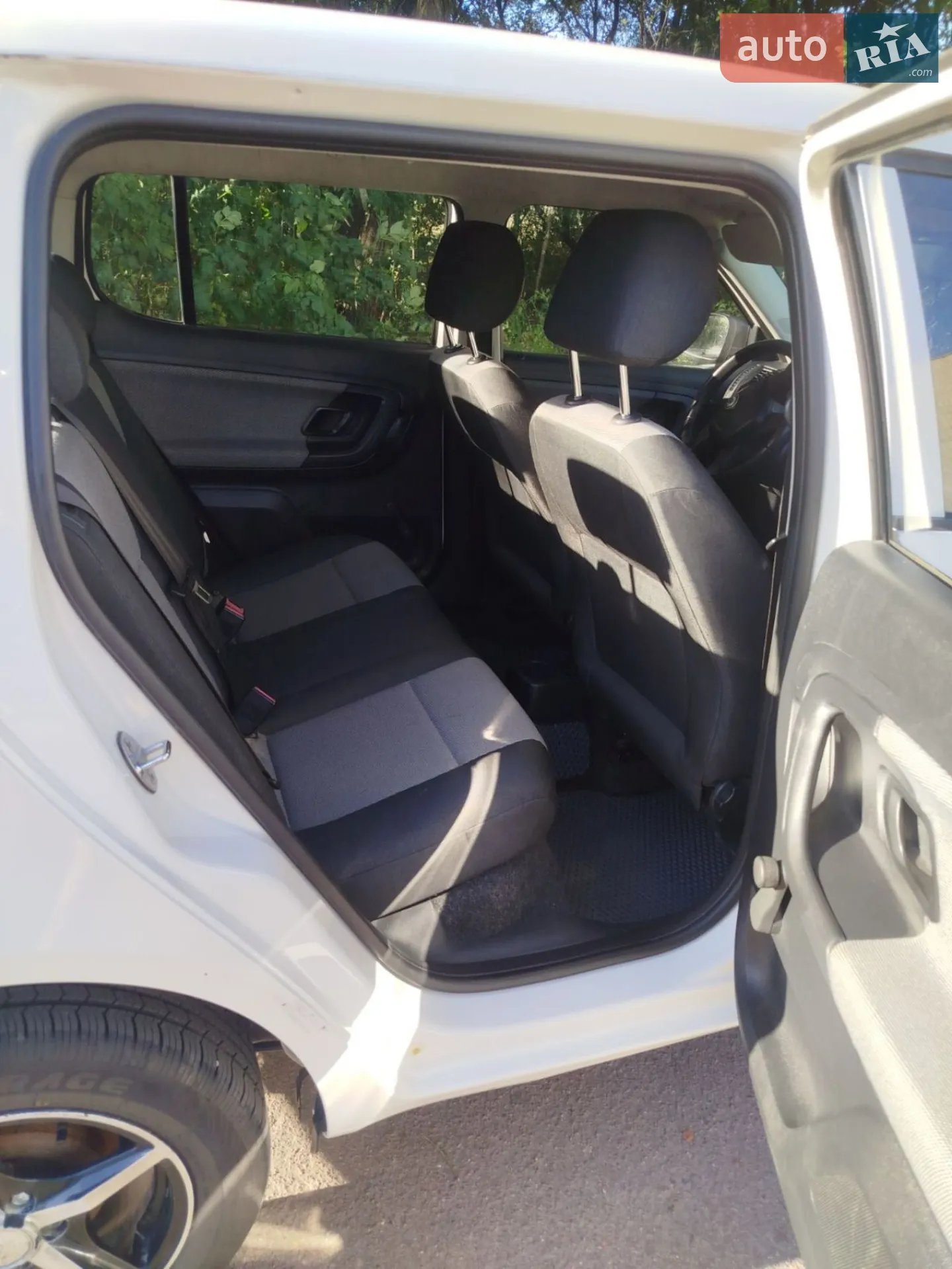 2012 Skoda Fabia - мініатюра 16
