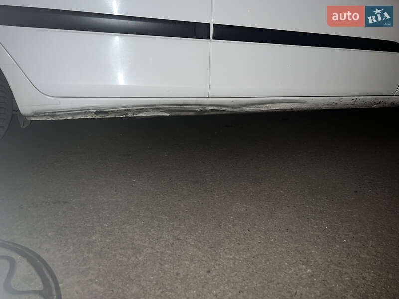 Универсал Skoda Fabia 2011 в Киеве фото 21 Универсал Skoda Fabia 2011 в Киеве