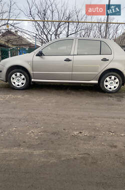 Хэтчбек Skoda Fabia 2007 в 