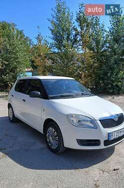 Хэтчбек Skoda Fabia 2008 в Кременчуге