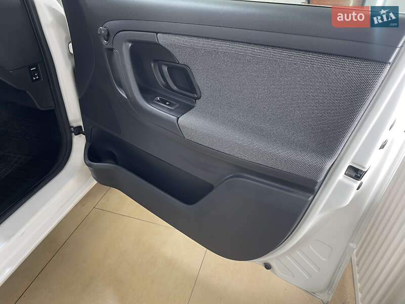 Хэтчбек Skoda Fabia 2012 в Львове