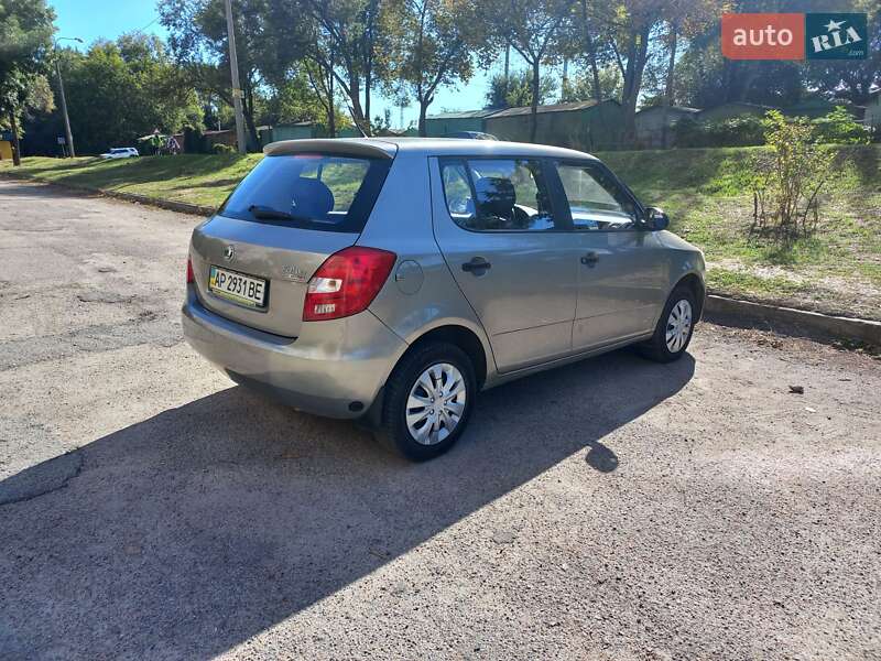 Хэтчбек Skoda Fabia 2010 в Запорожье фото 8 Хэтчбек Skoda Fabia 2010 в Запорожье