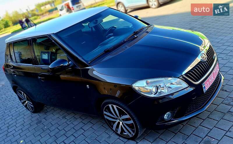 Хэтчбек Skoda Fabia 2010 в Львове
