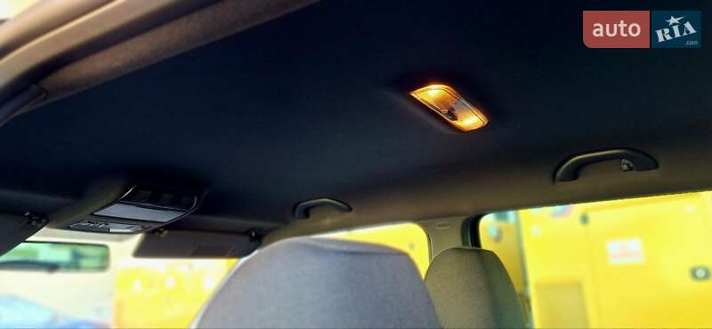 Хэтчбек Skoda Fabia 2010 в Львове