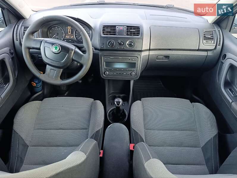 Хэтчбек Skoda Fabia 2010 в Кременчуге