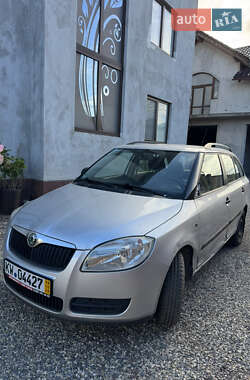 Универсал Skoda Fabia 2009 в 