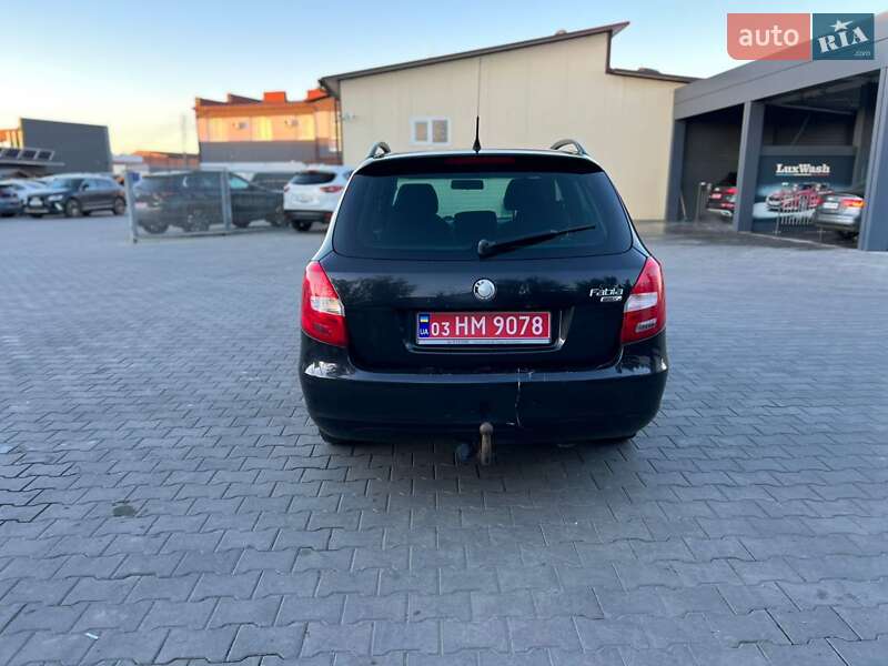 Универсал Skoda Fabia 2009 в Луцке