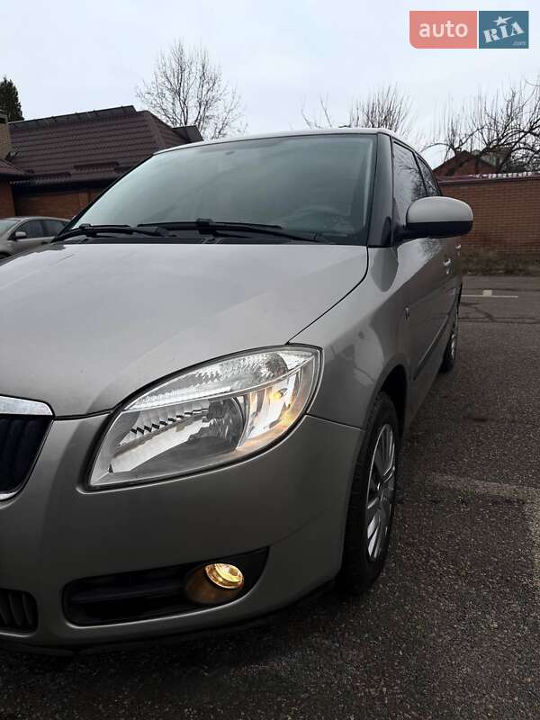 Универсал Skoda Fabia 2008 в Кривом Роге фото 3 Универсал Skoda Fabia 2008 в Кривом Роге